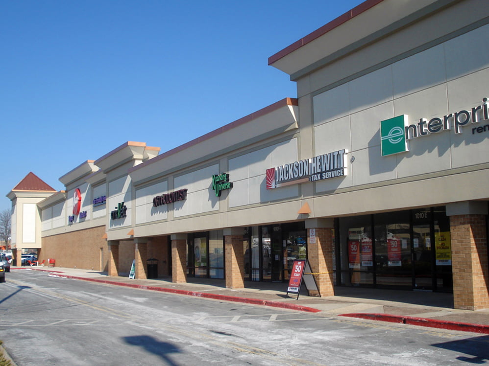 Aberdeen Marketplace | MacKenzie Commercial Real Estate